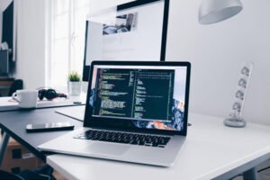 Read more about the article 8 Computer-Centric Career Options for Those Who Enjoy Tech