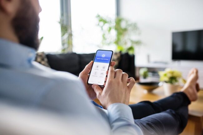 You are currently viewing Home Security Apps: What Full System Control Really Means
